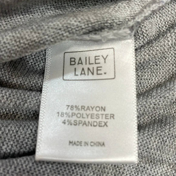 NWT Bailey Lane Crop Tie Front Brushed Pullover Light Grey Floral Hoodie L - Picture 10 of 16